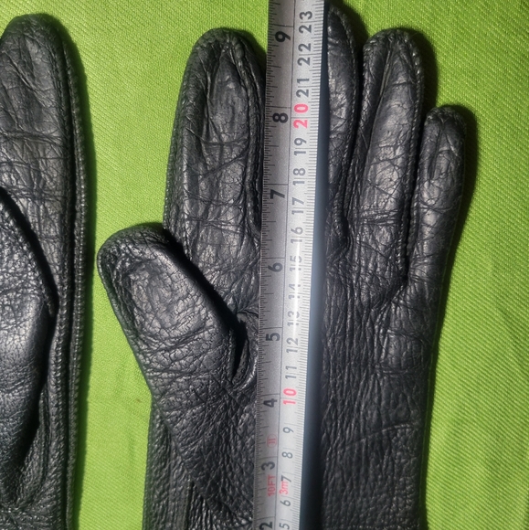 Vintage LL Bean Deer Skin Gloves - Picture 3 of 6